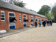 EL160424-155 - Emma Lavelle stable visit